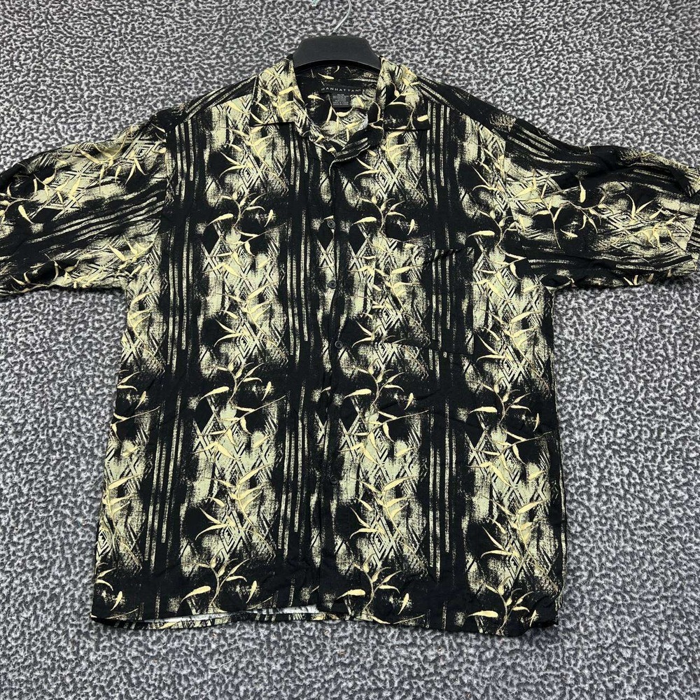 Manhattan Shirt Men Medium Hawaiian Button Up Short Sleeve Collared M‎
